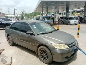 Honda Civic 2004 Gray