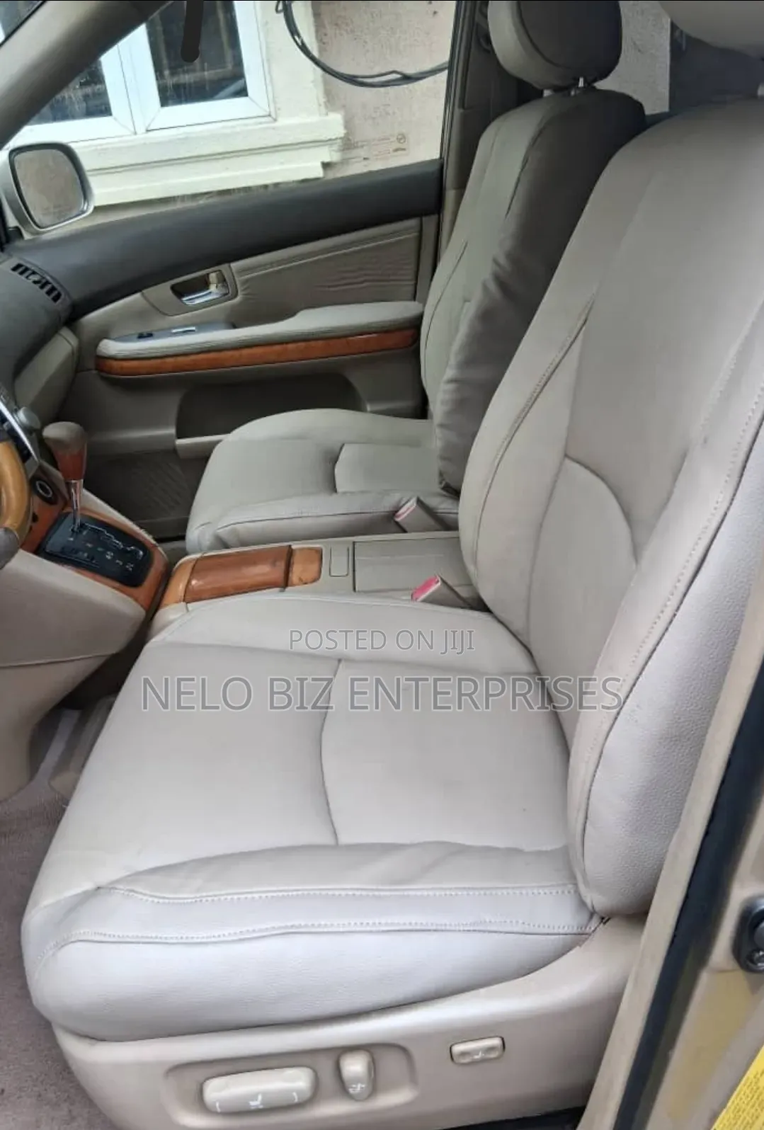 Lexus RX 330 2005 Gold