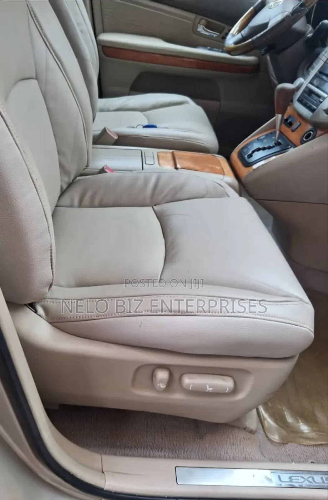 Lexus RX 330 2005 Gold