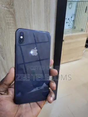 Apple iPhone XS Max 64 GB Black