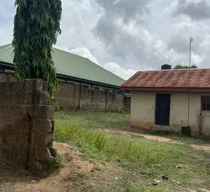 Land for Sale With Building on the Property