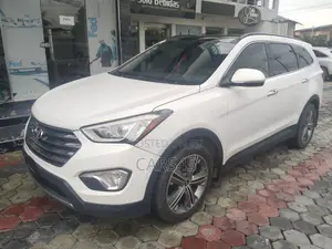 Hyundai Santa Fe 2015 White