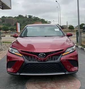 Toyota Camry 2019 Red