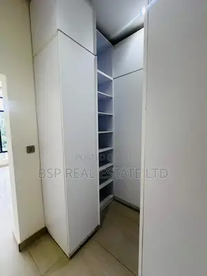 4bdrm Townhouse / Terrace in Maitama for rent