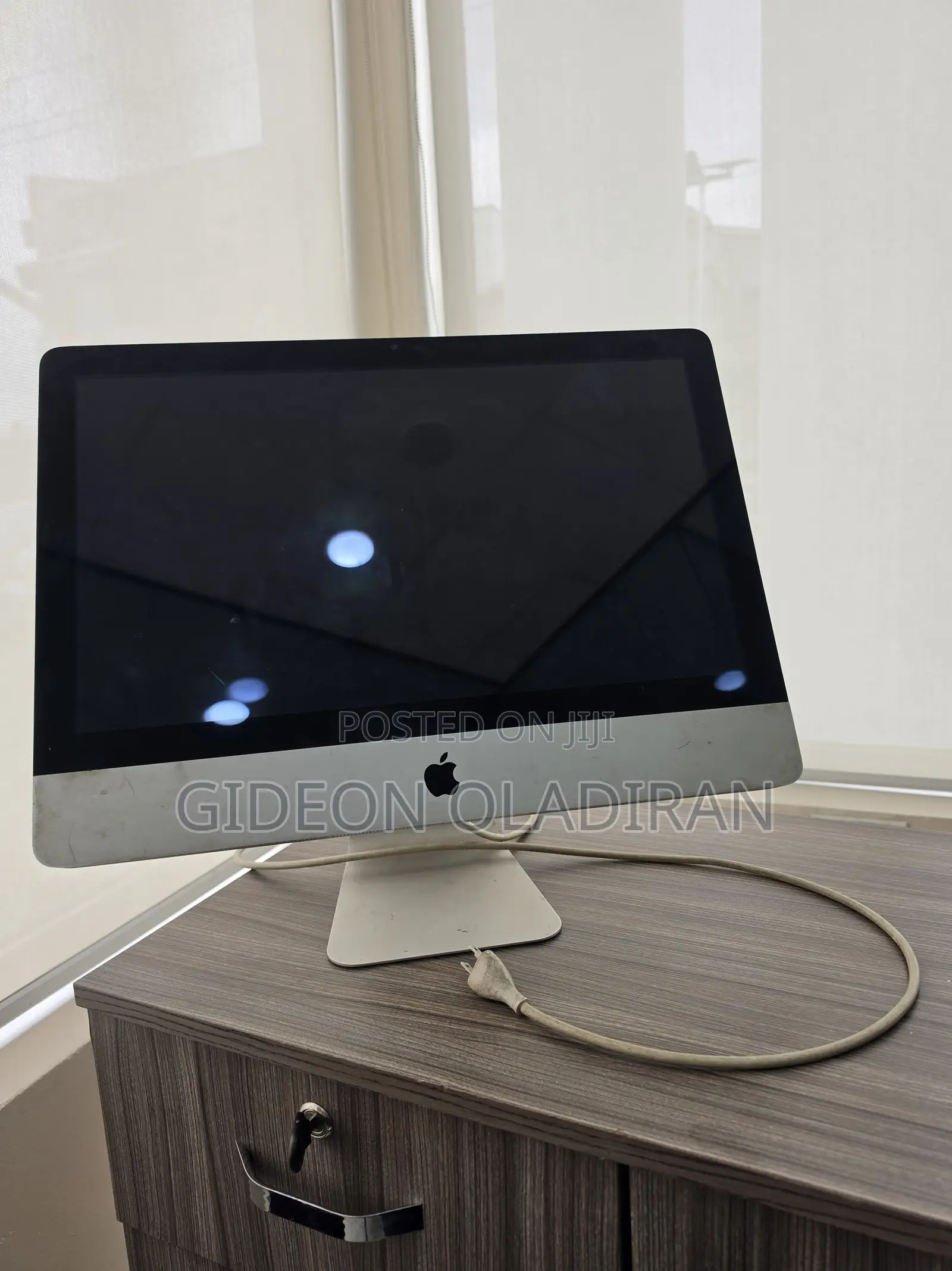 iMac 2011 512gb HDD 8gb Ram Intel Corei5