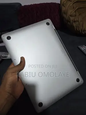 Laptop Apple MacBook Pro 2020 16GB Apple M1 SSD 256GB