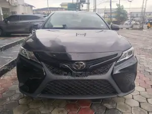 Toyota Camry 2018 Black