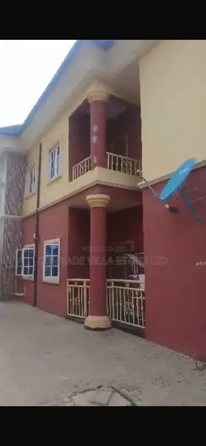 3bdrm Apartment in FHA for sale