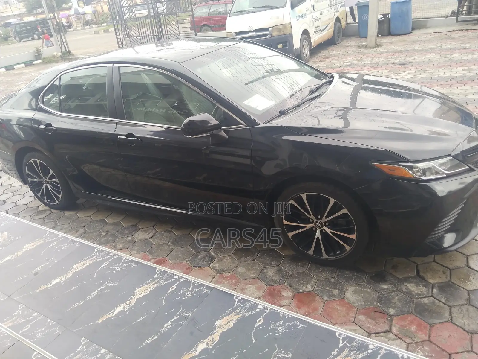 Toyota Camry 2018 Black