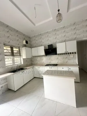 1bdrm Shared Apartment in Canal West Estate, Osapa london for rent