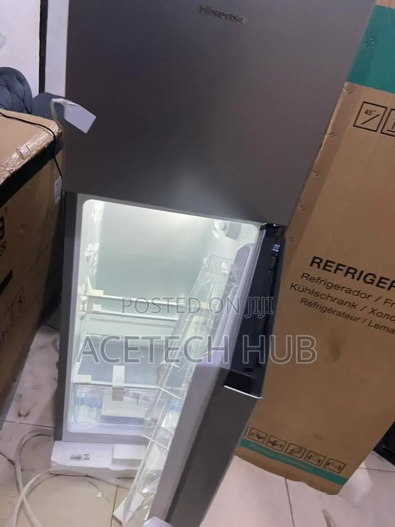 Spacious Hisense 154l Refrigerator