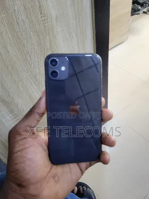 Apple iPhone 11 64 GB Black