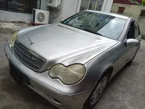 Mercedes-Benz C-Class 2002 Silver