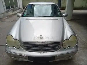 Mercedes-Benz C-Class 2002 Silver