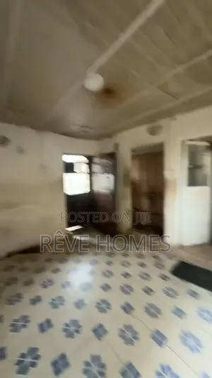 Mini Flat in Laula, Akoka for rent