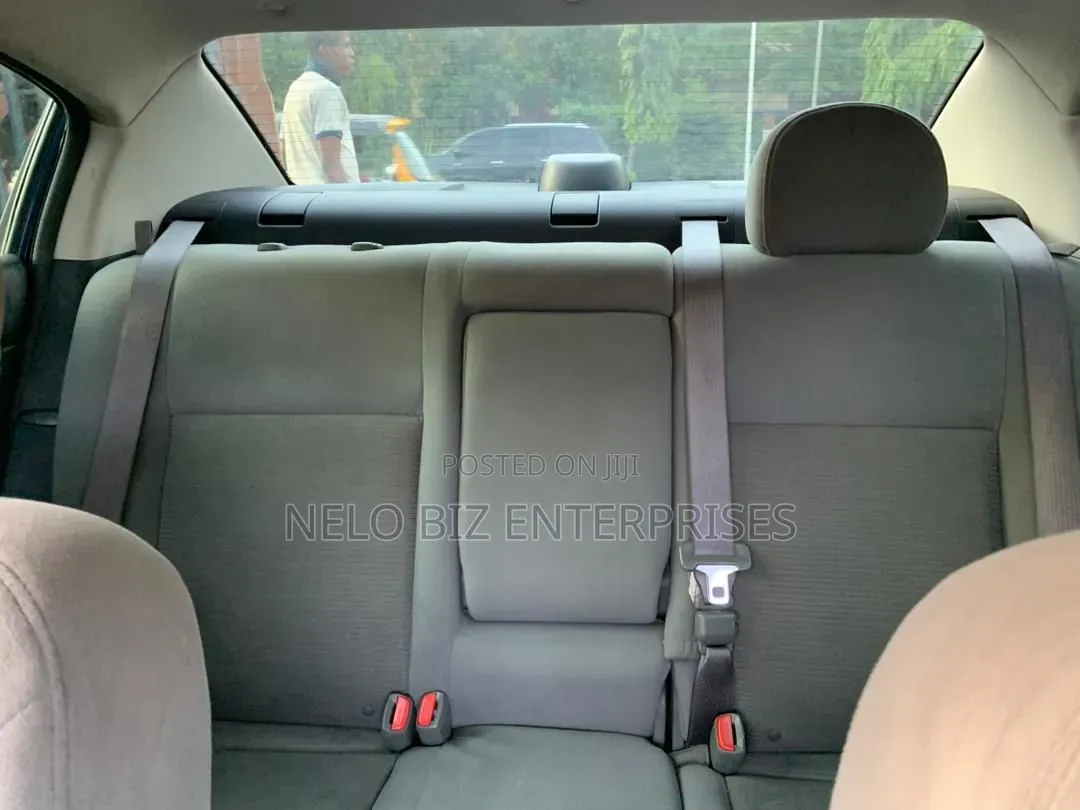 Nissan Sentra 2010 Blue