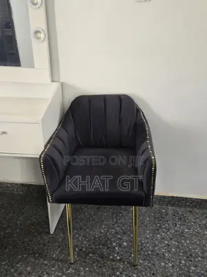 Room Chair (Blue)