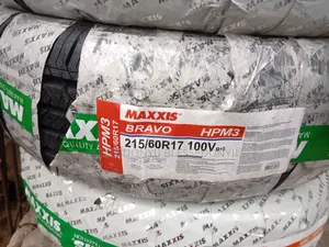Maxxies 215/60r17