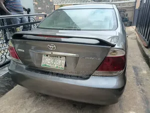 Toyota Camry LE 4dr Sedan (2.4L 4cyl 5A) 2006 Gray