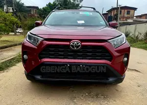 Toyota RAV4 2022 Burgundy