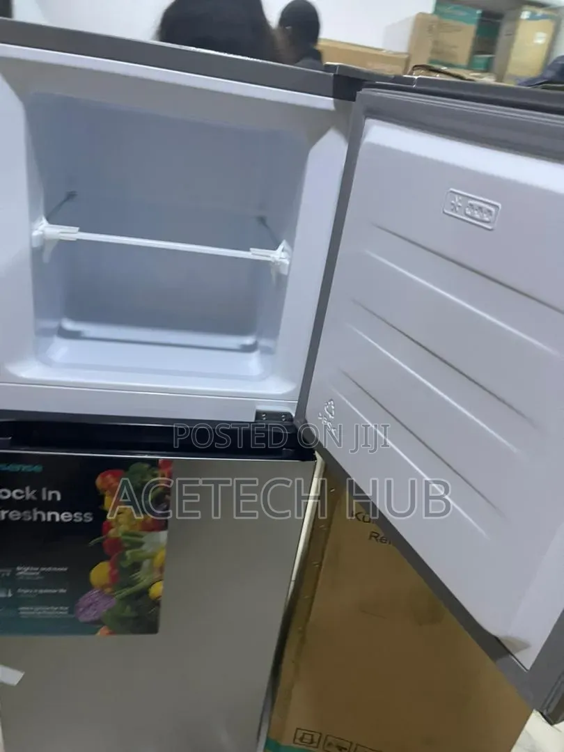 Hisense Frost Free Refrigerator 154l