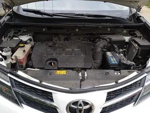 Toyota RAV4 2014 White