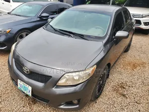 Toyota Corolla 2009 Gray