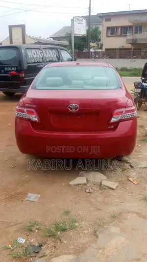 Toyota Camry 2010 Red