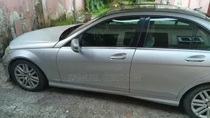 Mercedes-Benz C300 2010 Silver