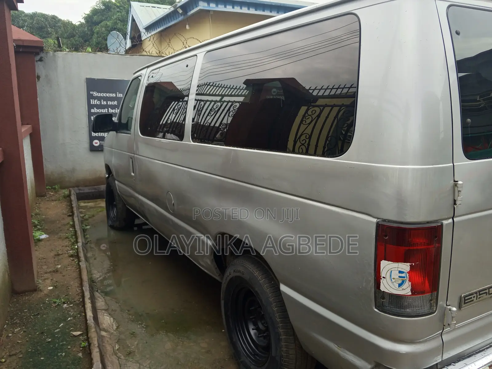 Ford E250 2008 White