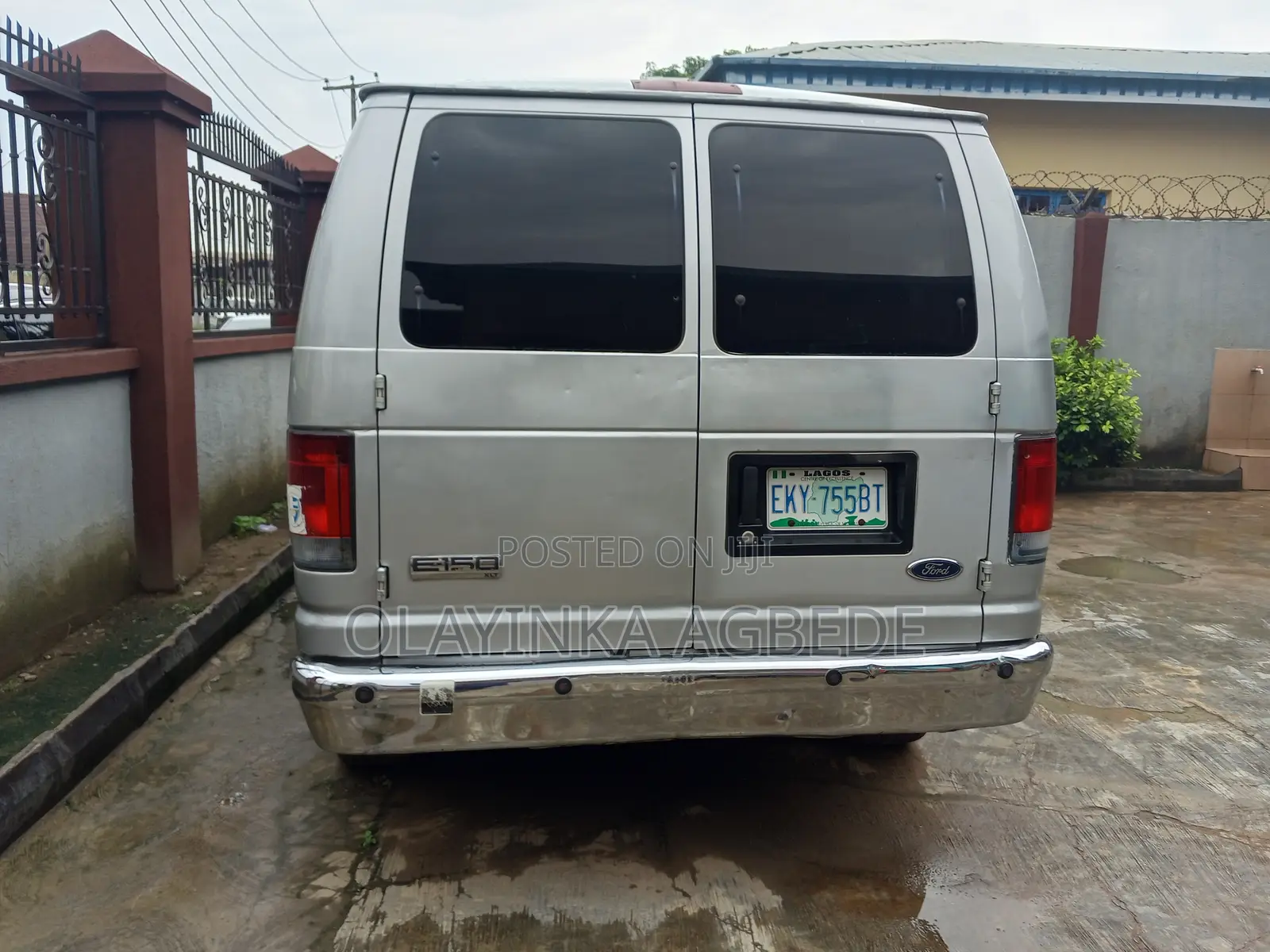 Ford E250 2008 White