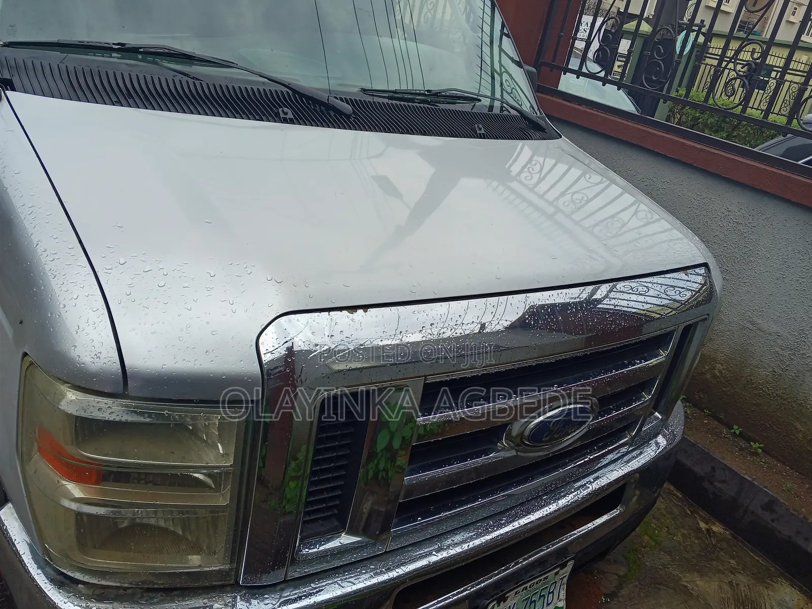 Ford E250 2008 White