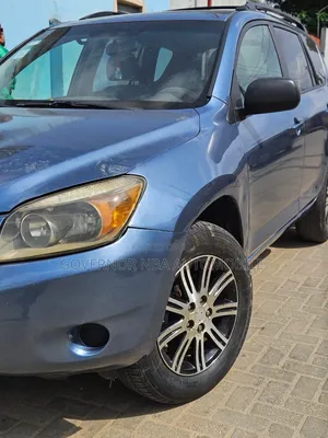 Toyota RAV4 2008 Blue
