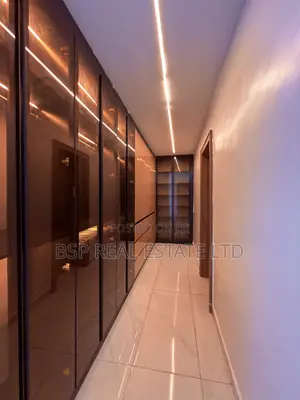 4bdrm Townhouse / Terrace in Maitama for rent
