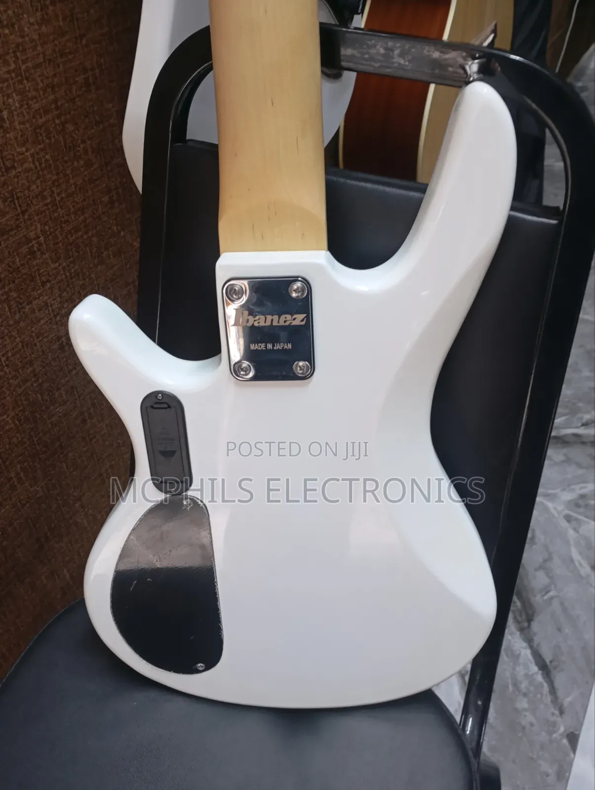 Ibanez Active 5-Strings Bass Guitar