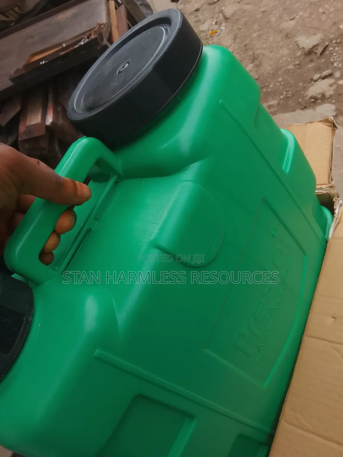 Garden Spray Can