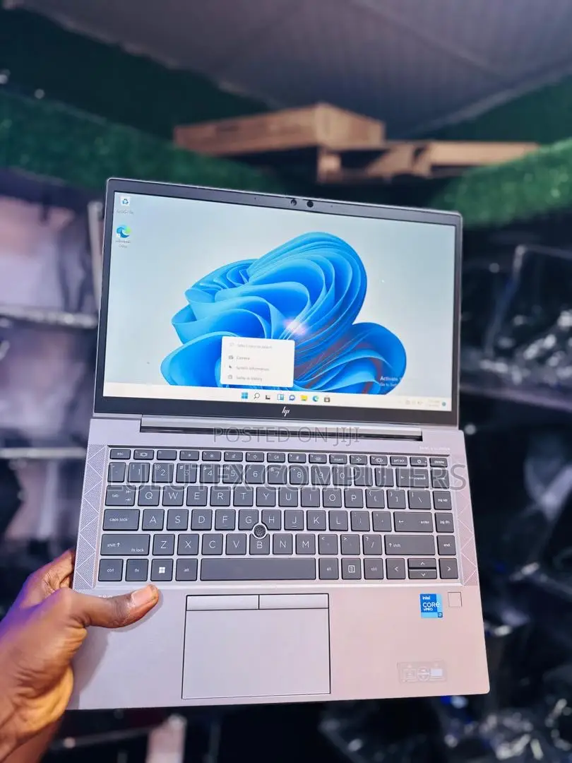 Laptop HP ZBook Firefly G8 16GB Intel Core i5 SSD 256GB