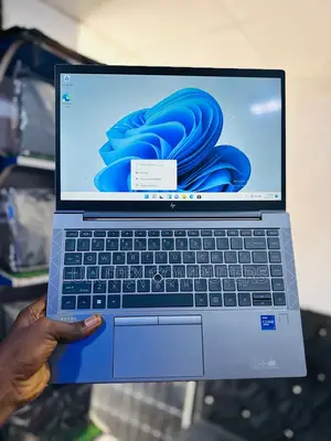 Laptop HP ZBook Firefly G8 16GB Intel Core i5 SSD 256GB