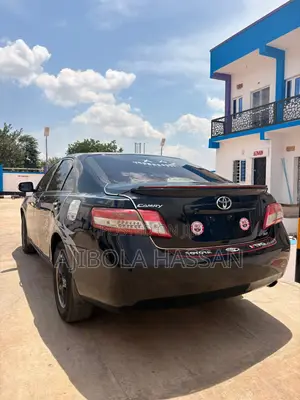 Toyota Camry SE V6 4dr Sedan (3.5L 6cyl 6AM) 2010 Black