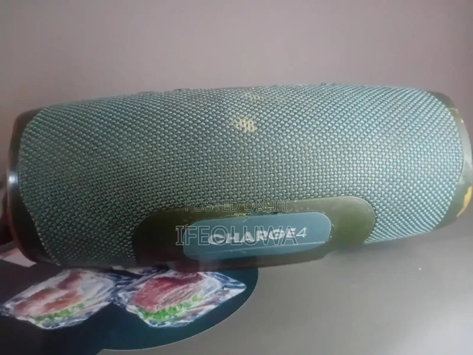 JBL Charge 4