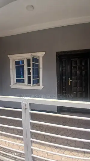 Furnished 2bdrm Apartment in Houseland Real, Benin City for rent