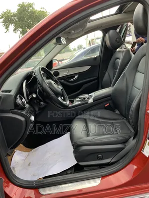 Mercedes-Benz C300 2016 Red