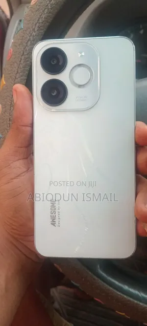 Itel A80 64 GB Gold