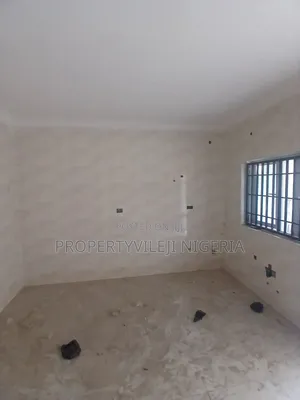 3bdrm Duplex in FHA for rent