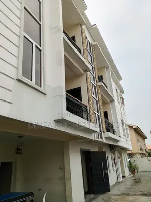 Furnished 10bdrm Block of Flats in Admiralty Way, Lekki Phase 1