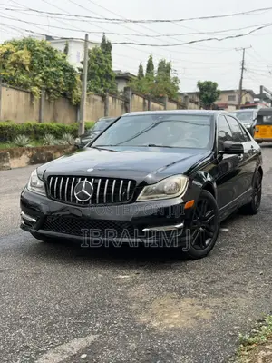 Mercedes-Benz C300 2010 Black