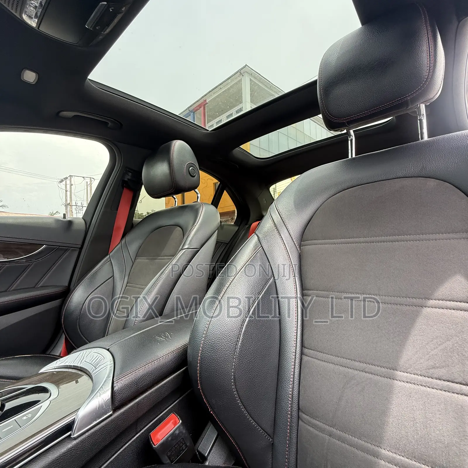 Mercedes-Benz C43 2017 Black