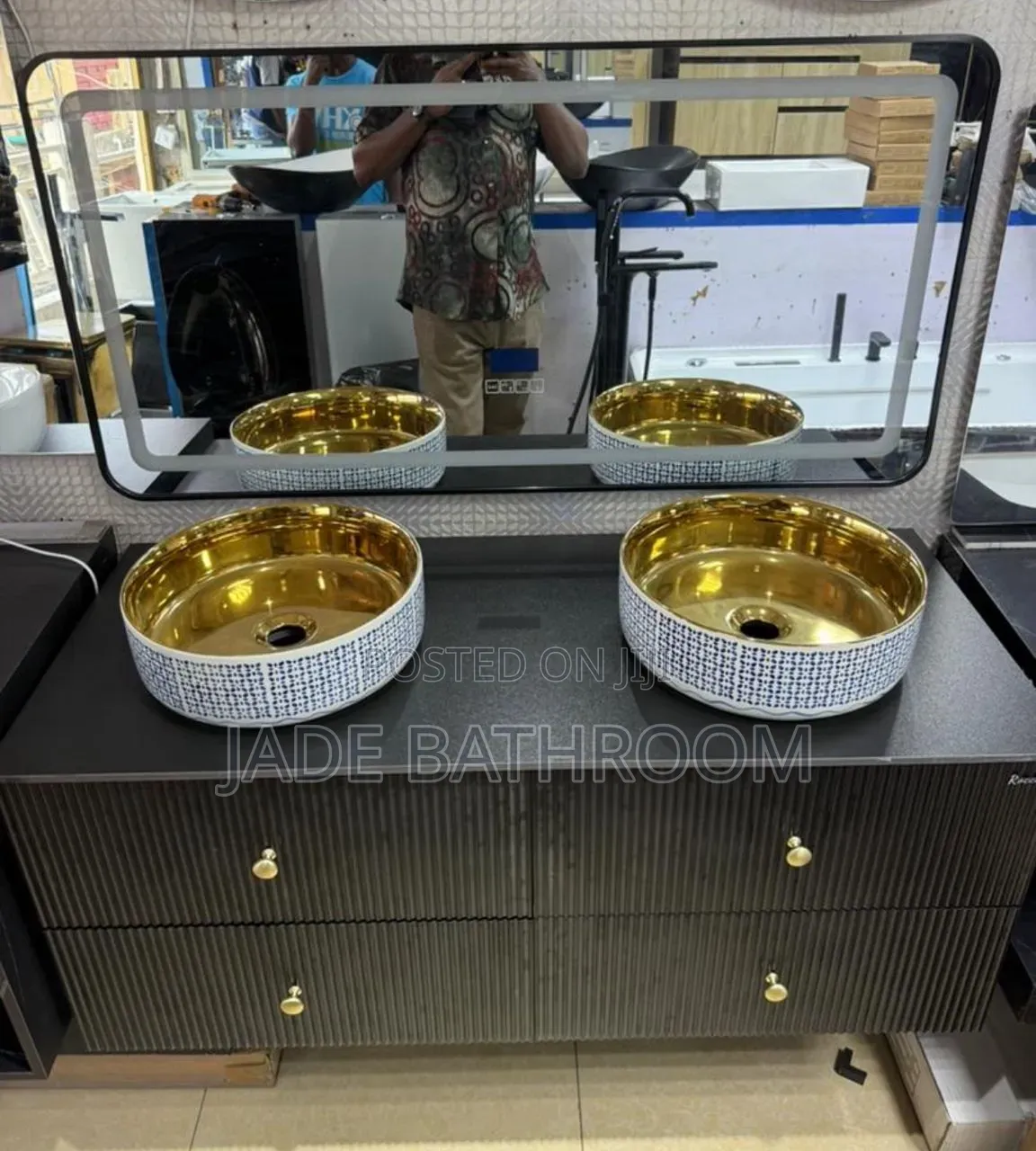 Double Cabinet Basin