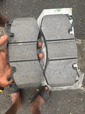 Front Break Pad Range Rover 2015