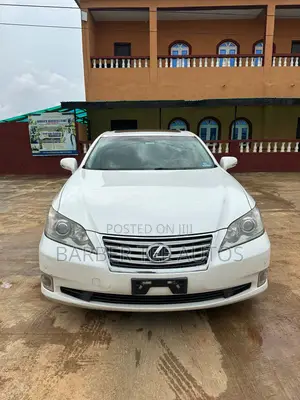 Lexus ES 350 2011 Silver